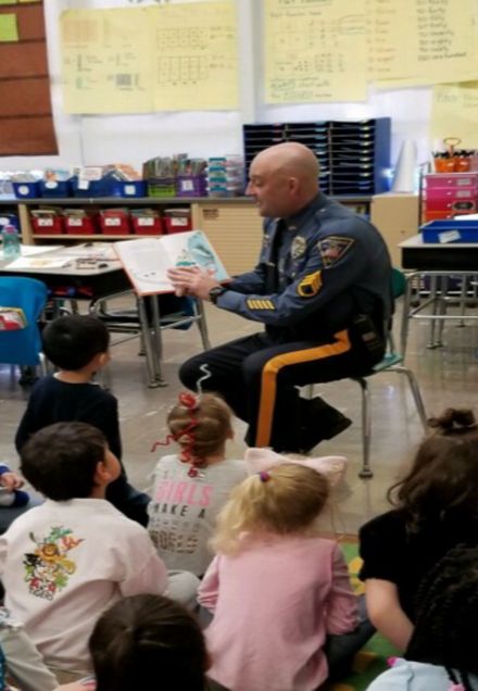 Police participate in Read Across America picture 6